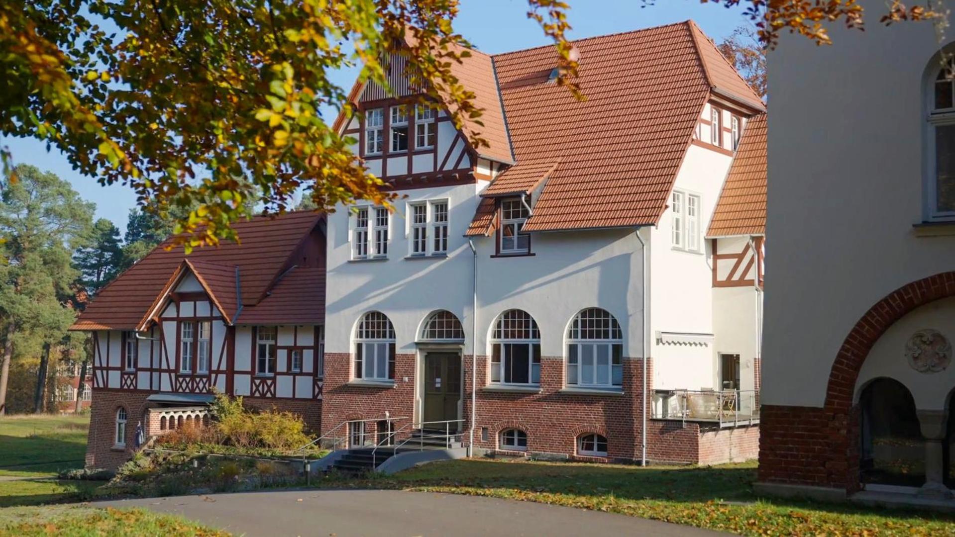 Parkresidenz Lychen, Ferienwohnung 4 Bagian luar foto